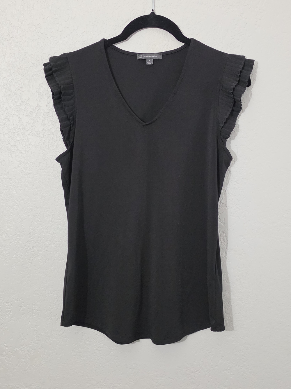 Adrianna Papell Pleated Flutter Sleeve Top Black V-Neck Stretch Womens Small - Picture 2 of 8
